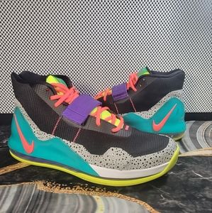 Nike air force max multicolor Men's Size 12